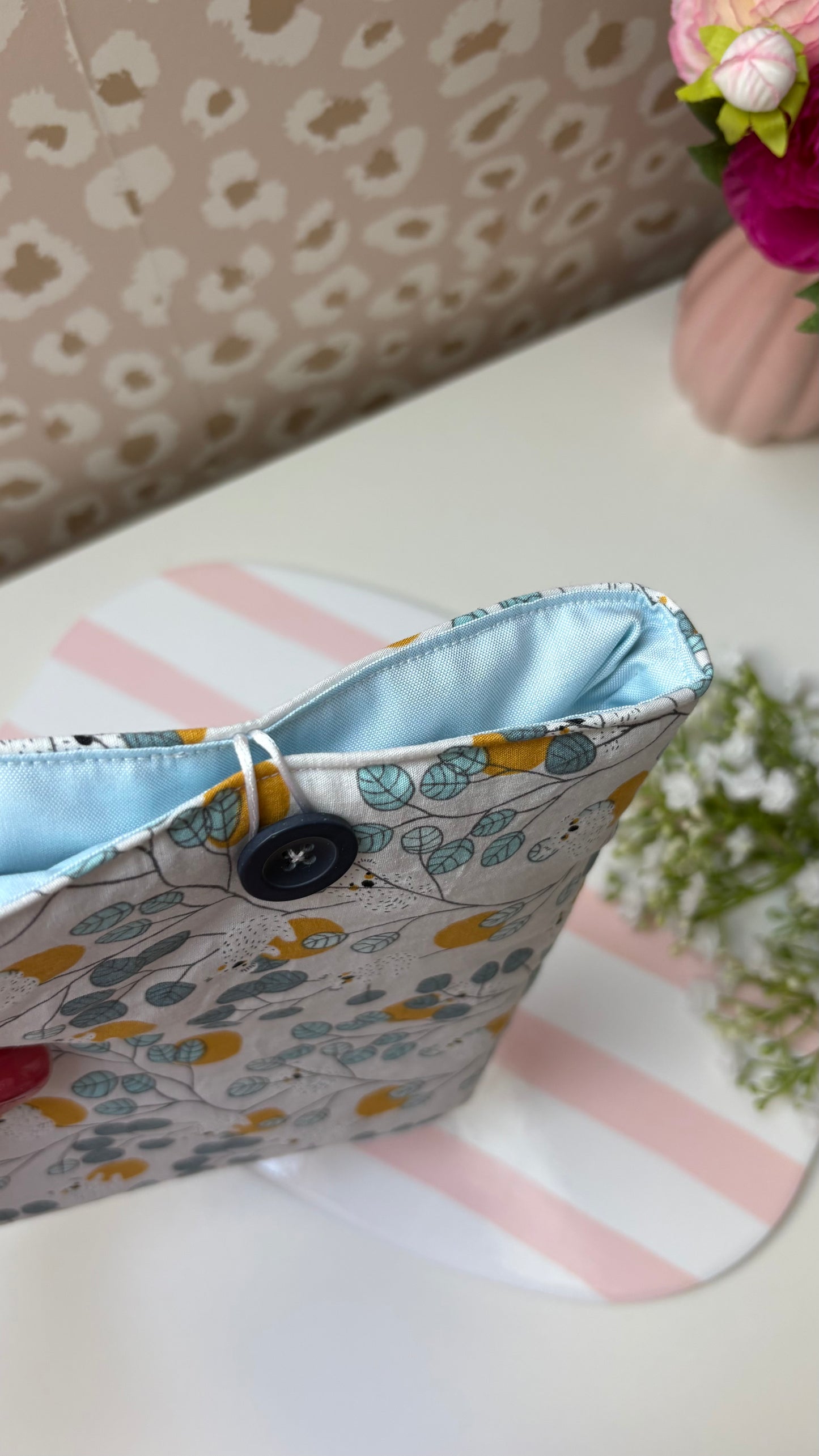 MILOU - pochette liseuse / livre de poche