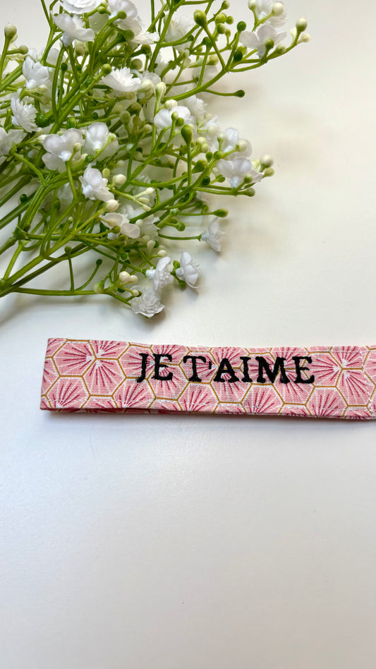 CLAUDIA - porte clé brodé "JE T'AIME"