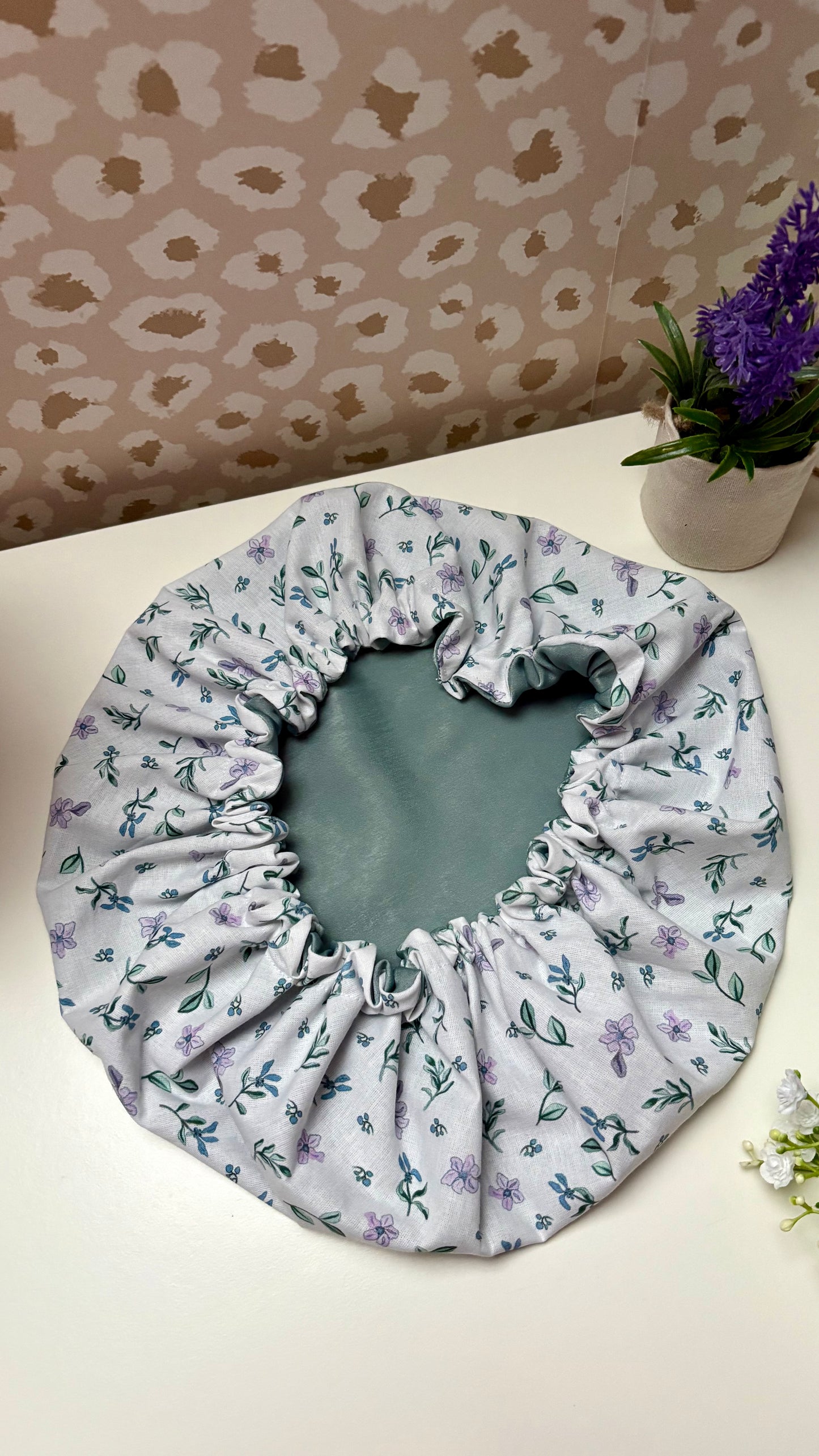 LINA - Bonnet en satin