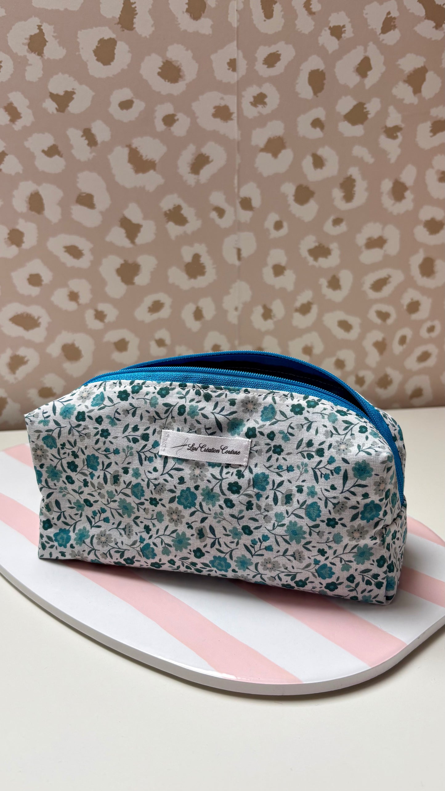 MAEVA - trousse scolaire
