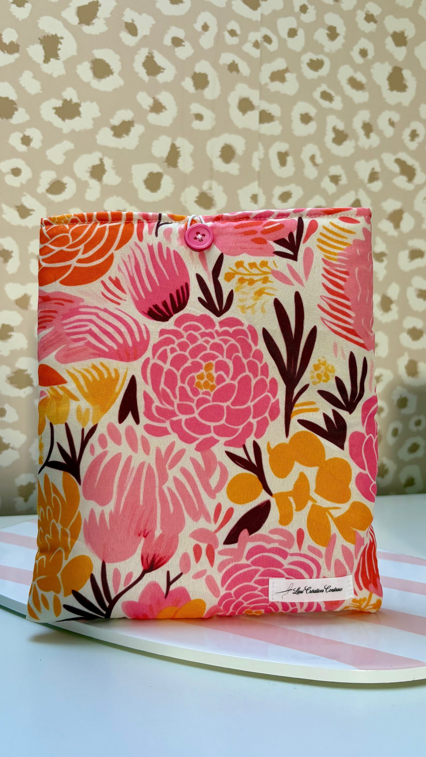 INAYA - pochette livre de poche / liseuse