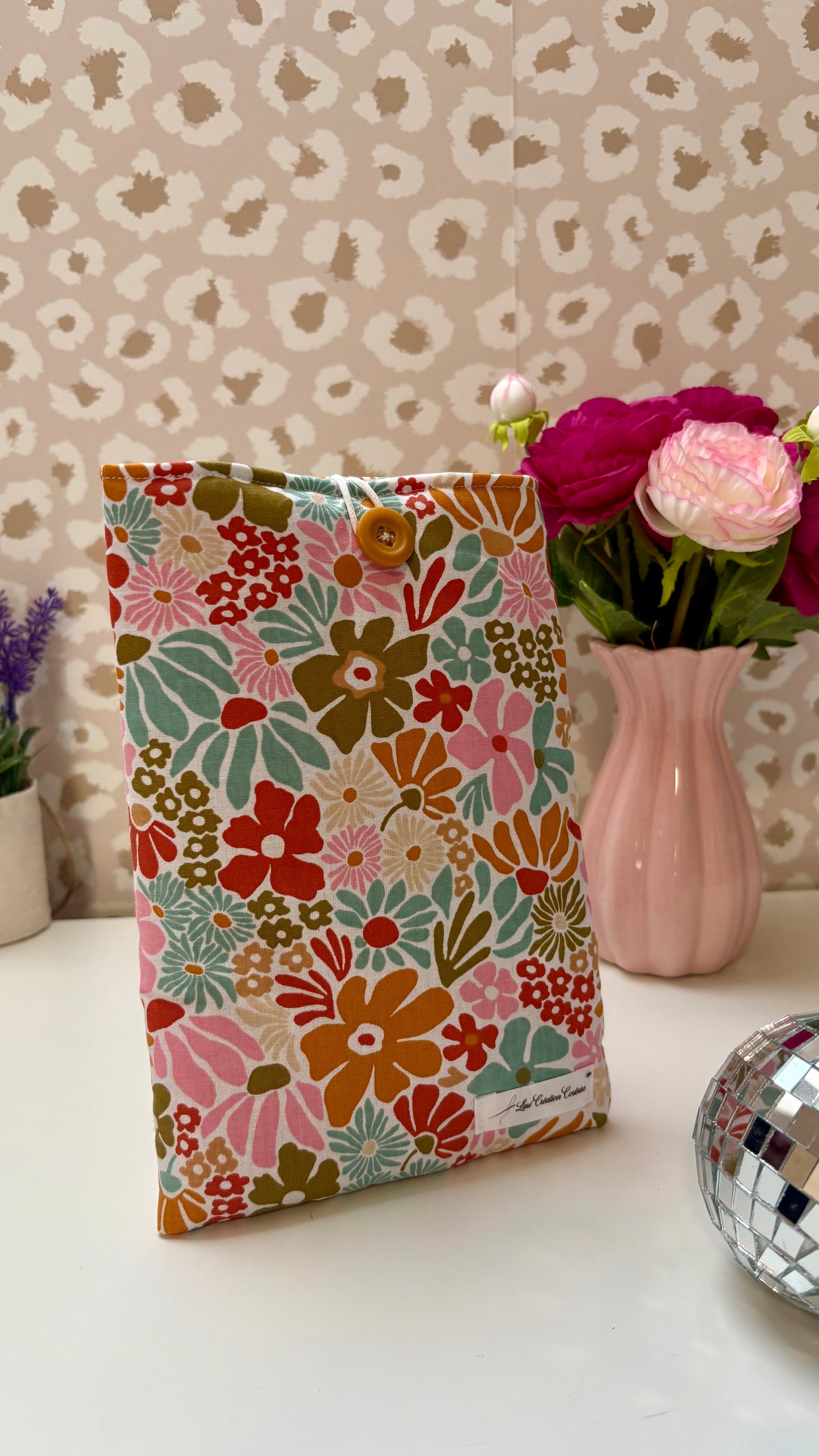 VIRGINIE - pochette livre / liseuse