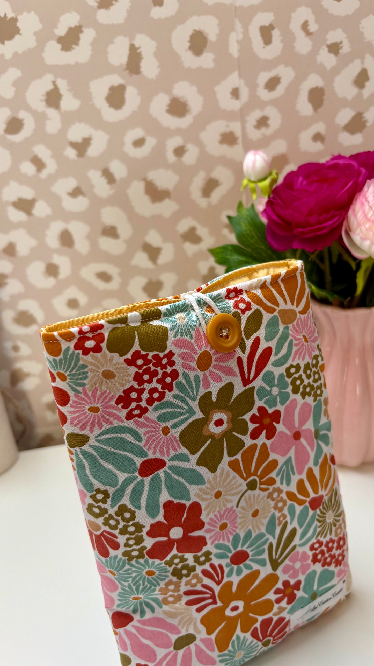 VIRGINIE - pochette livre / liseuse