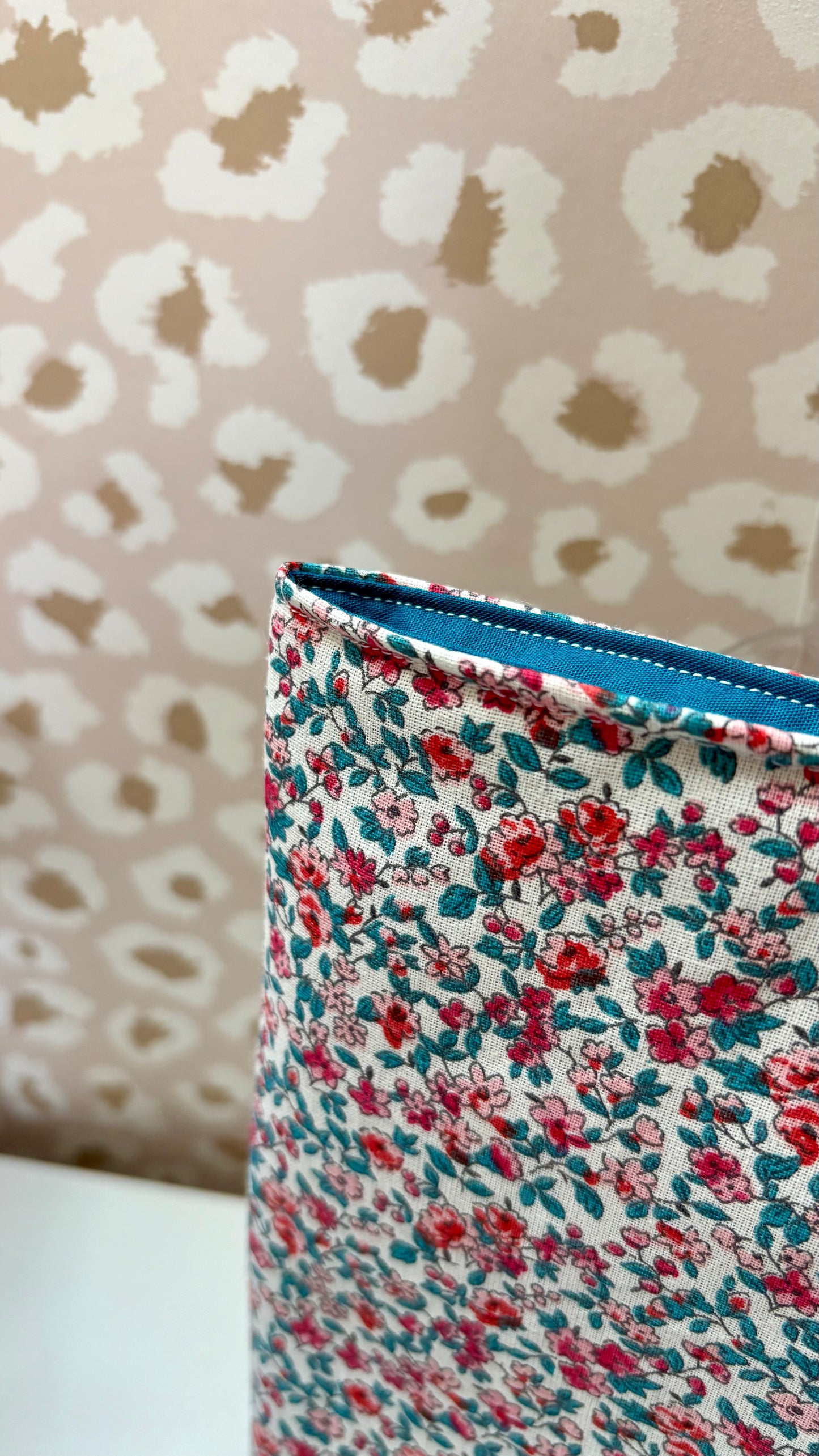 THÉA - Pochette livre grand format